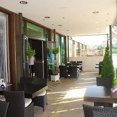 Szálloda Plaza 3*