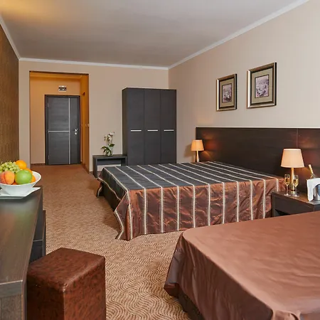 Plaza Szálloda 3*